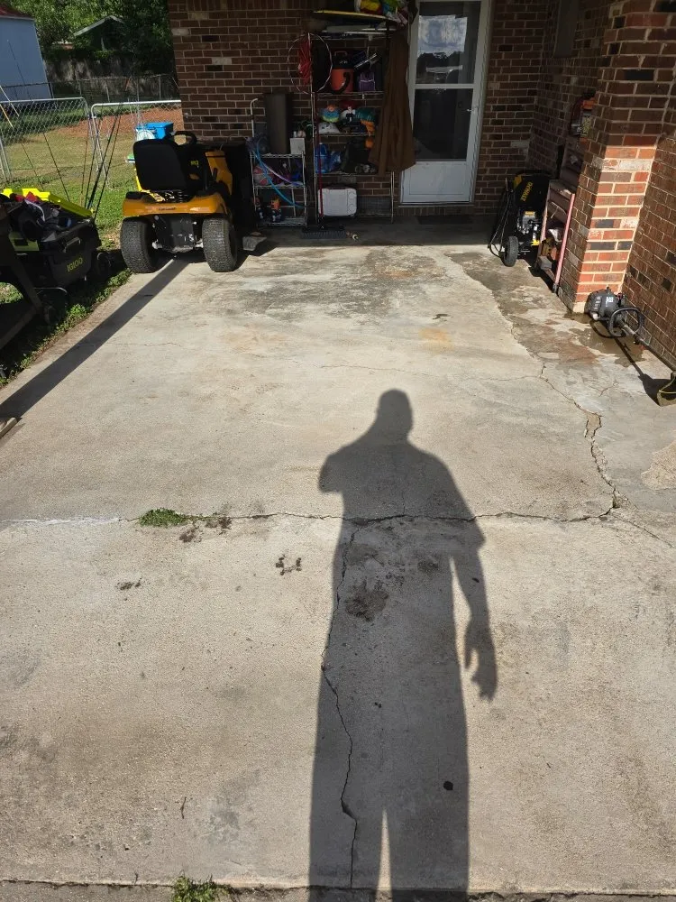 Affordable outdoor landscaping for homes in Moulton, AL by Clean Cut Landscaping