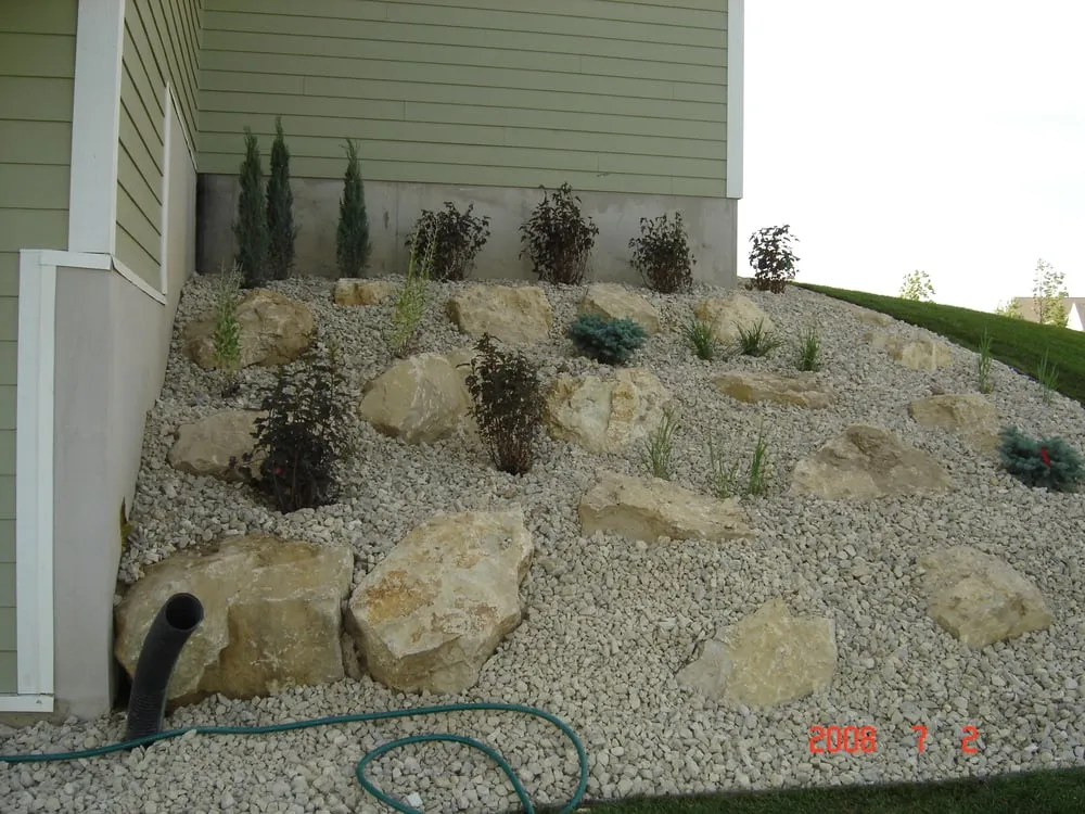 Affordable garden landscaping for beautiful yards across Brooklyn Park, MN - Clean Cut Lawn & Landscape