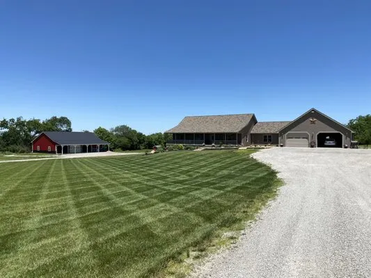 Clean Cut Lawn and Landscape