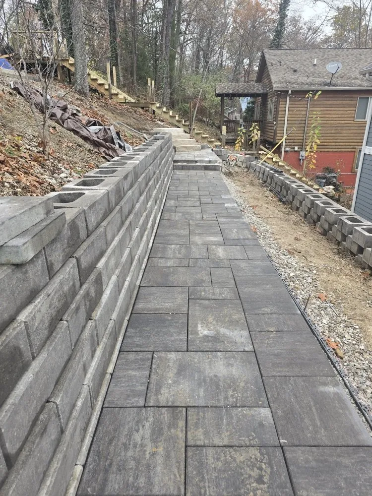 Reliable landscape installation in Greenwood, IN - clean cut lawn and landscaping