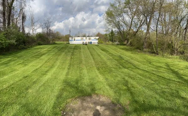 Clean Cut Lawn Care Logo