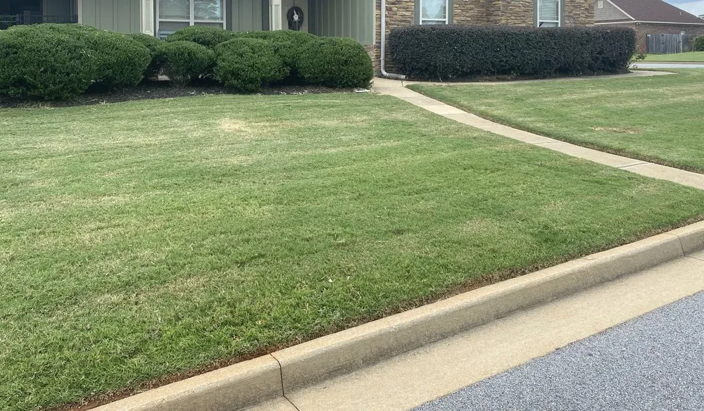 Local yard maintenance for beautiful yards across Phenix City, AL - Clean Cut Lawn Care