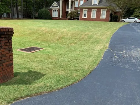 Clean Cut Lawn Care Logo