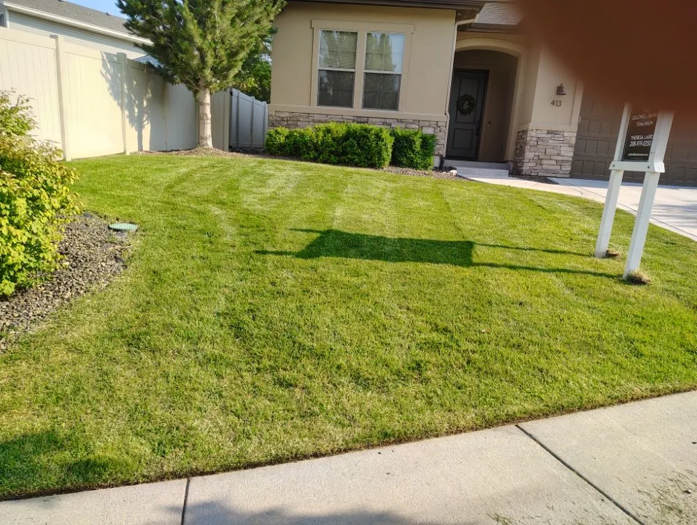 Top-rated yard cleanup service for beautiful yards across Boise, ID - Clean Cut Lawn Maintenance