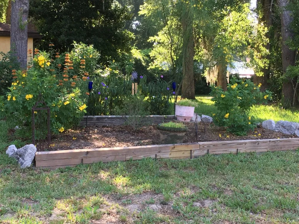 Custom yard maintenance in Satsuma, FL - Clean Cut Lawn Pros