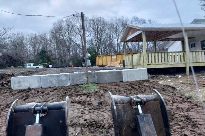 Professional outdoor landscaping experts serving Clarksville, TN - Clean Cut Lawn Service