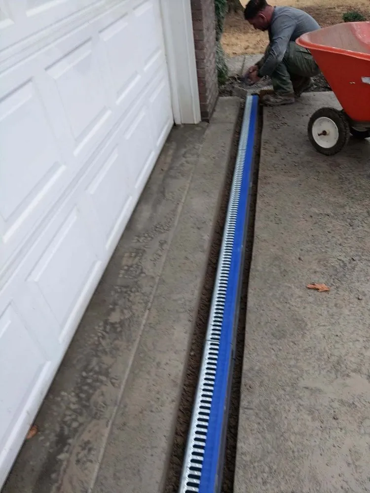 Top-rated lawn care service experts serving Clarksville, TN - Clean Cut Lawn Service