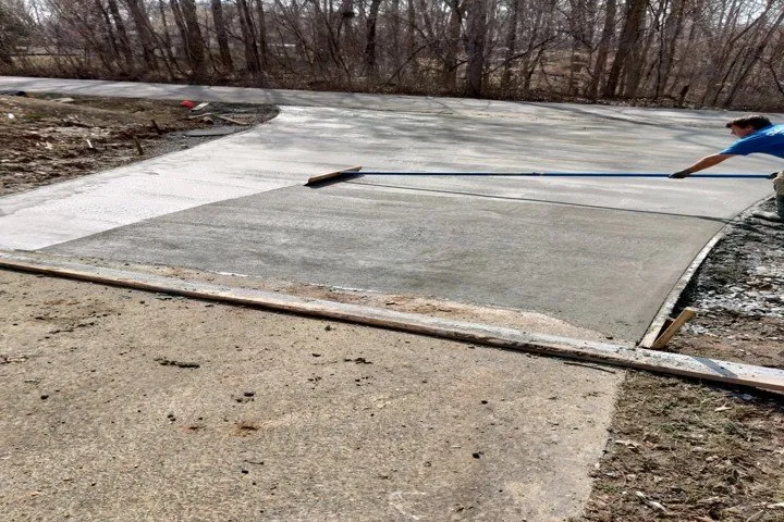 Custom residential landscaping in Clarksville, TN by Clean Cut Lawn Service