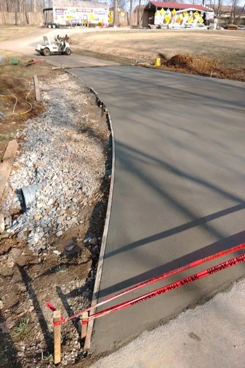 Affordable yard cleanup service for homes in Clarksville, TN by Clean Cut Lawn Service