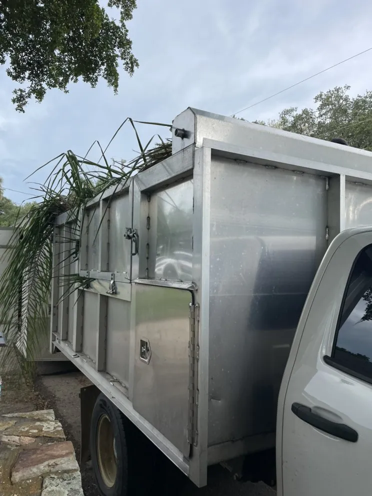 Trusted lawn mowing service experts serving Cape Coral, FL - Clean Cut Lawn Services