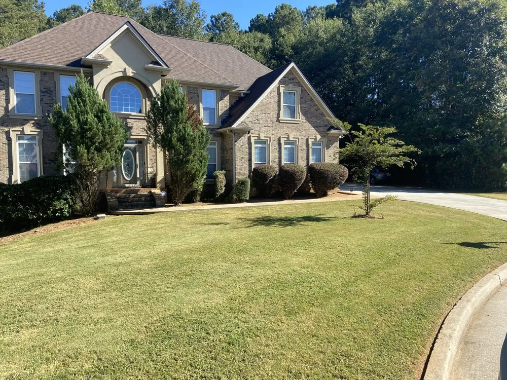 Professional lawn mowing service in Decatur, GA - Clean Cut Lawncare By AD