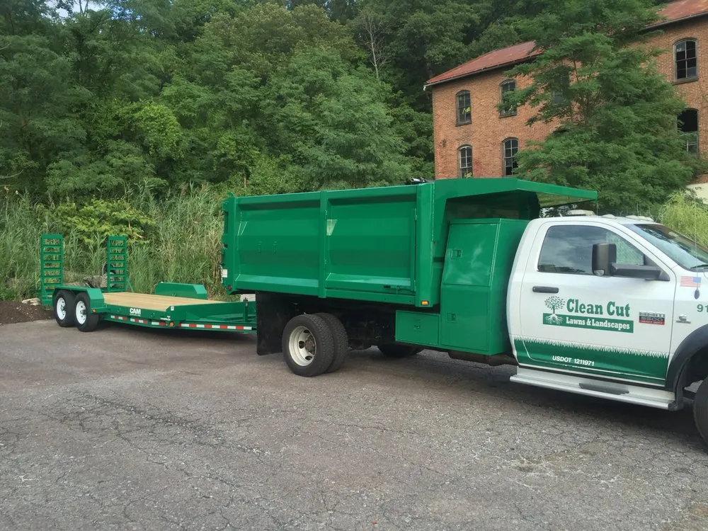 Expert yard cleanup service experts serving Ossining, NY - Clean Cut Lawns & Landscapes