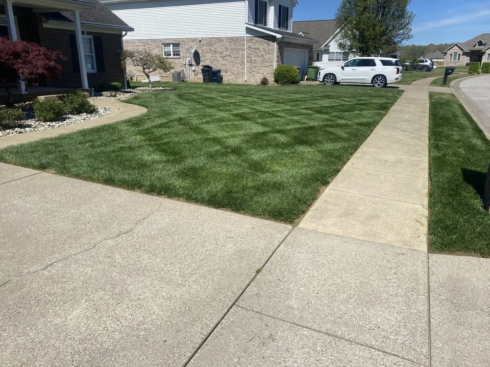 Reliable garden landscaping in Henderson, KY - Clean Cut Mowing