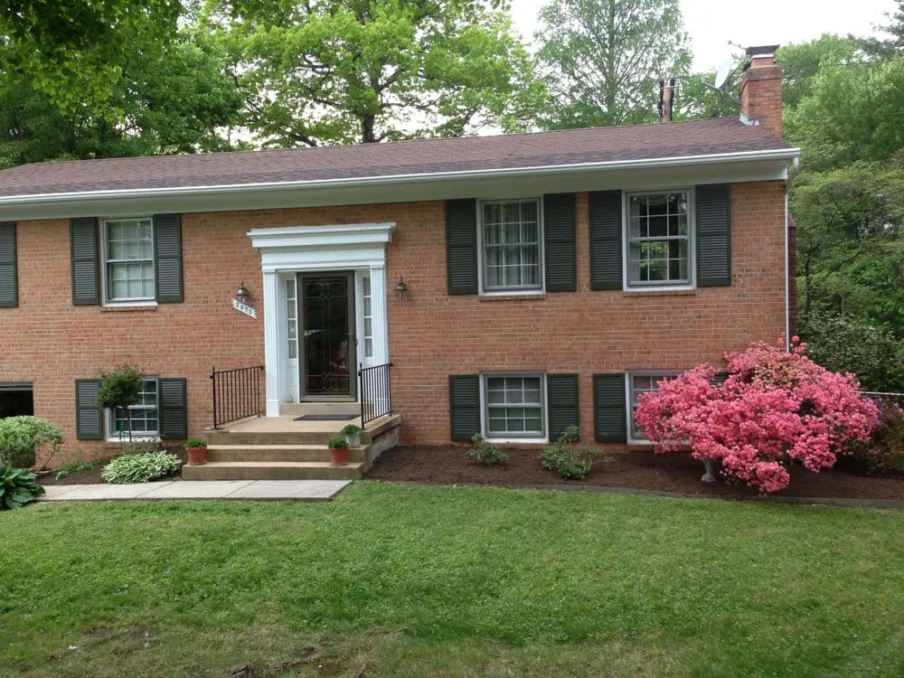 Affordable residential landscaping experts serving Falls Church, VA - Clean Cut Yard Service