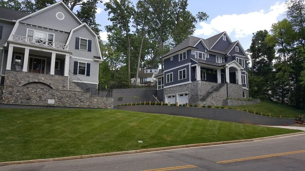 Trusted lawn mowing service for beautiful yards across Falls Church, VA - Clean Cut Yard Service