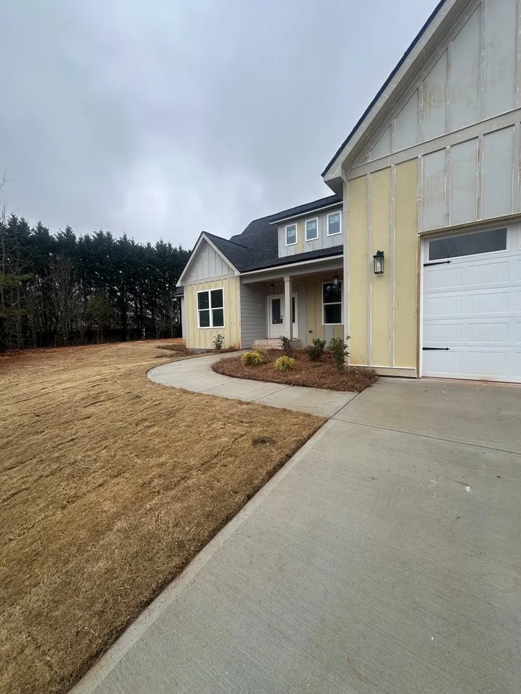 Affordable lawn mowing service experts serving Dacula, GA - Clean Cuts Landscaping