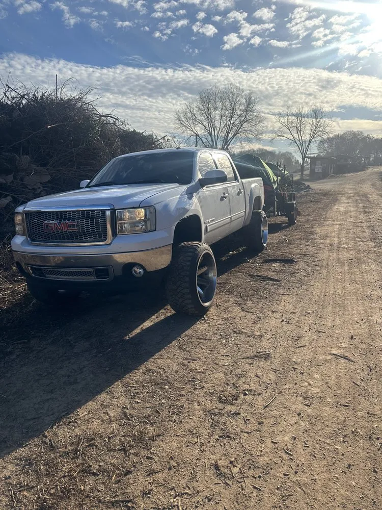 Custom lawn care service for homes across Dacula, GA - Clean Cuts Landscaping