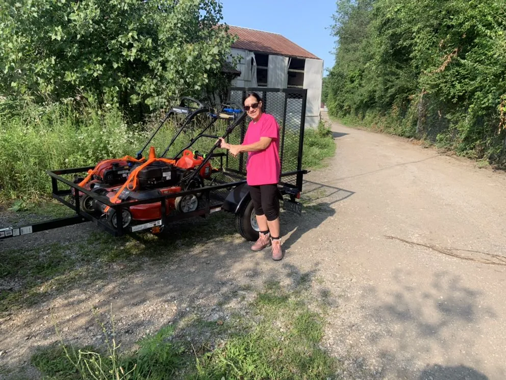 Expert yard cleanup service in Parma, OH by Clean Cuts Lawn Care And Property Services