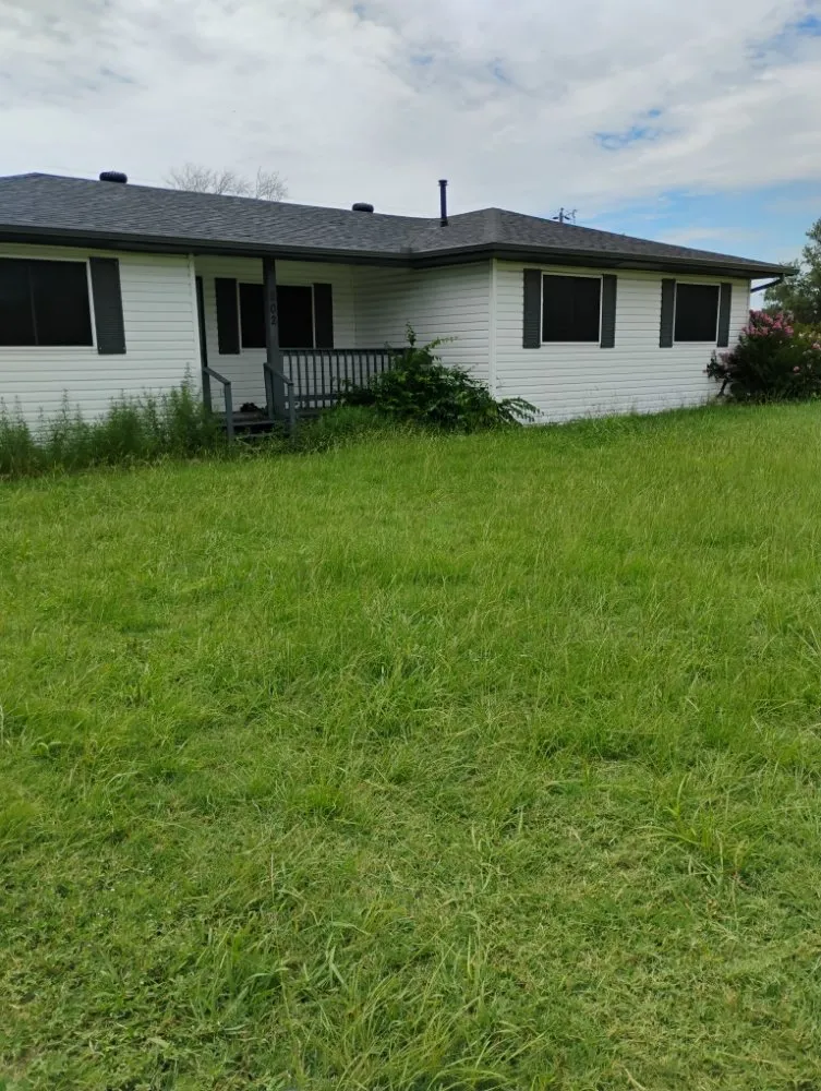 Affordable lawn care service near you across Gainesville, TX - Clean Cuts Lawn Care Service