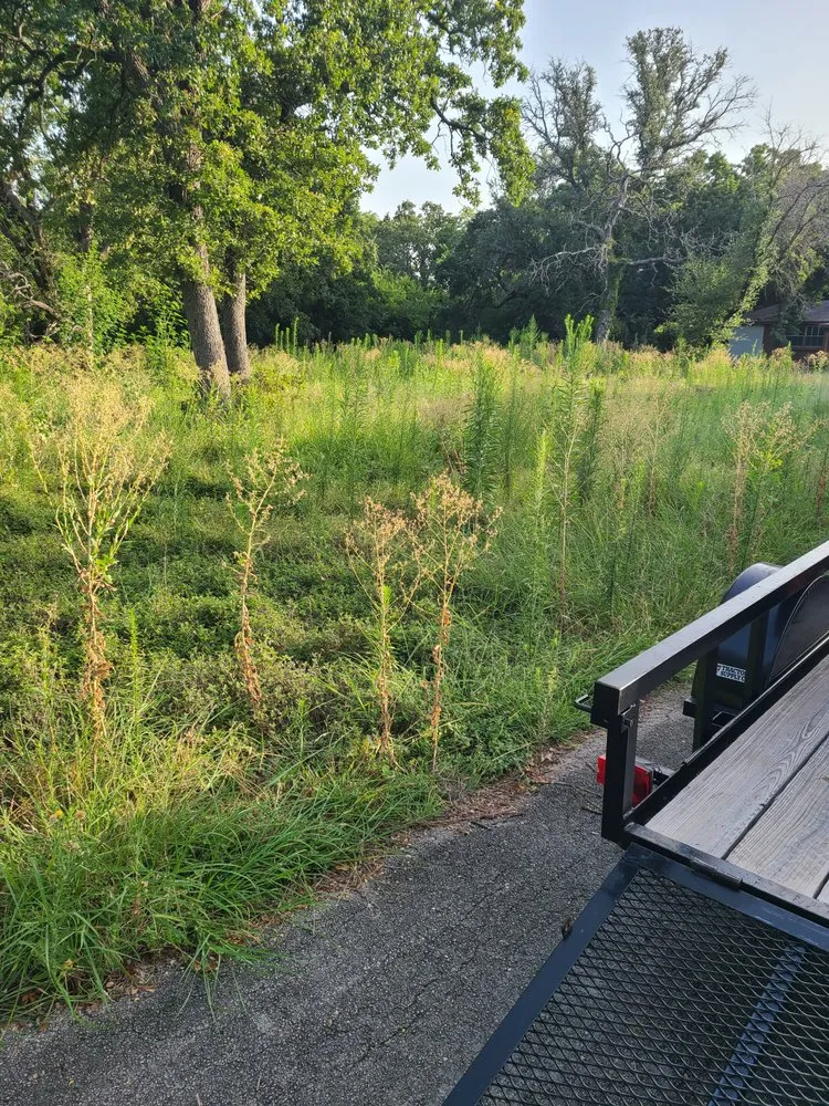 Custom landscaping services for residential properties in Tolar, TX by Clean Cuts