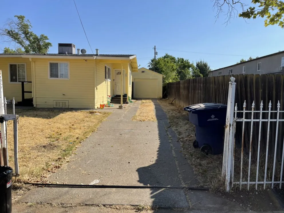 Reliable lawn care service in Fairfield, CA - Clean Cutt Landscaping