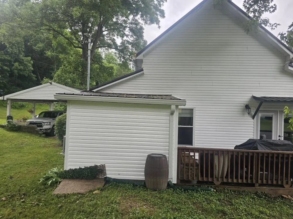 Expert yard cleanup service in Columbia, TN - Clean Cutter Lawncare