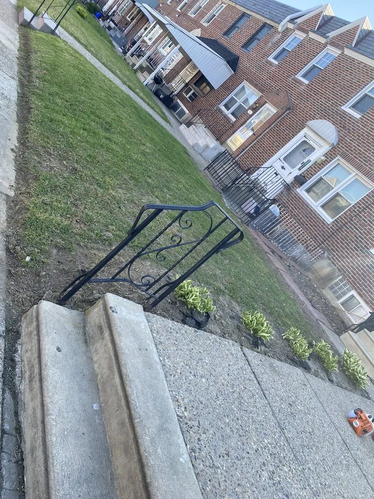 Local yard cleanup service experts serving Philadelphia, PA - Clean Cutz Landscaping