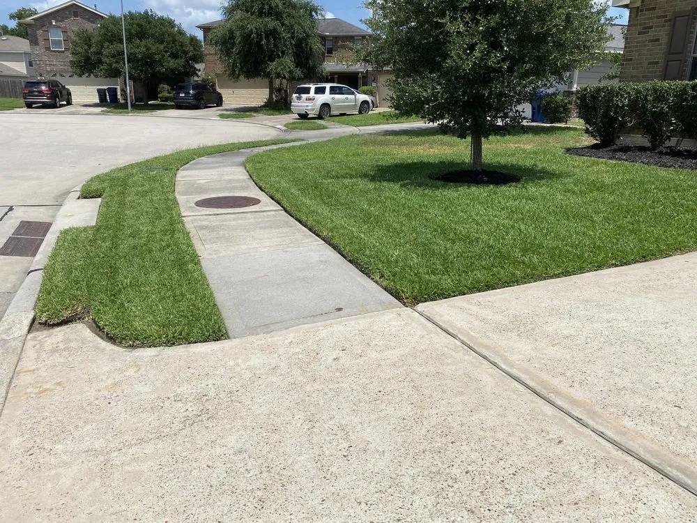 Trusted garden landscaping experts serving The Woodlands, TX - Clean Edge And Cutz