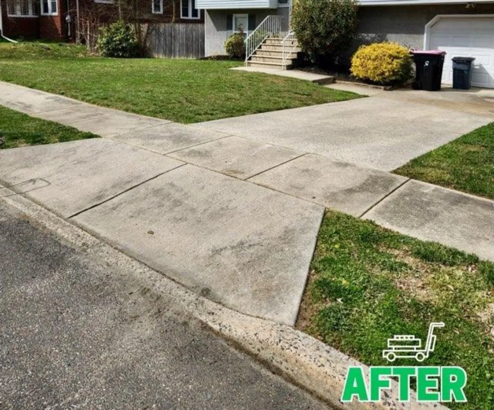 Local yard cleanup service in Woodbury, NJ by Clean Edge Lawn Solutions