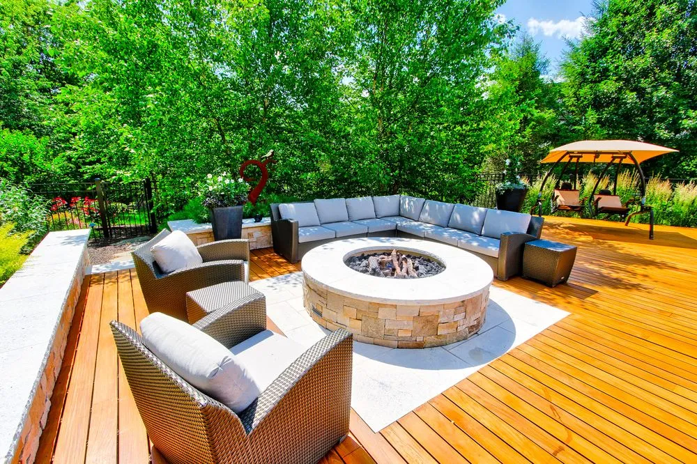 Expert yard cleanup service experts serving New Holland, PA - Clean Energy Maintenance Inc.