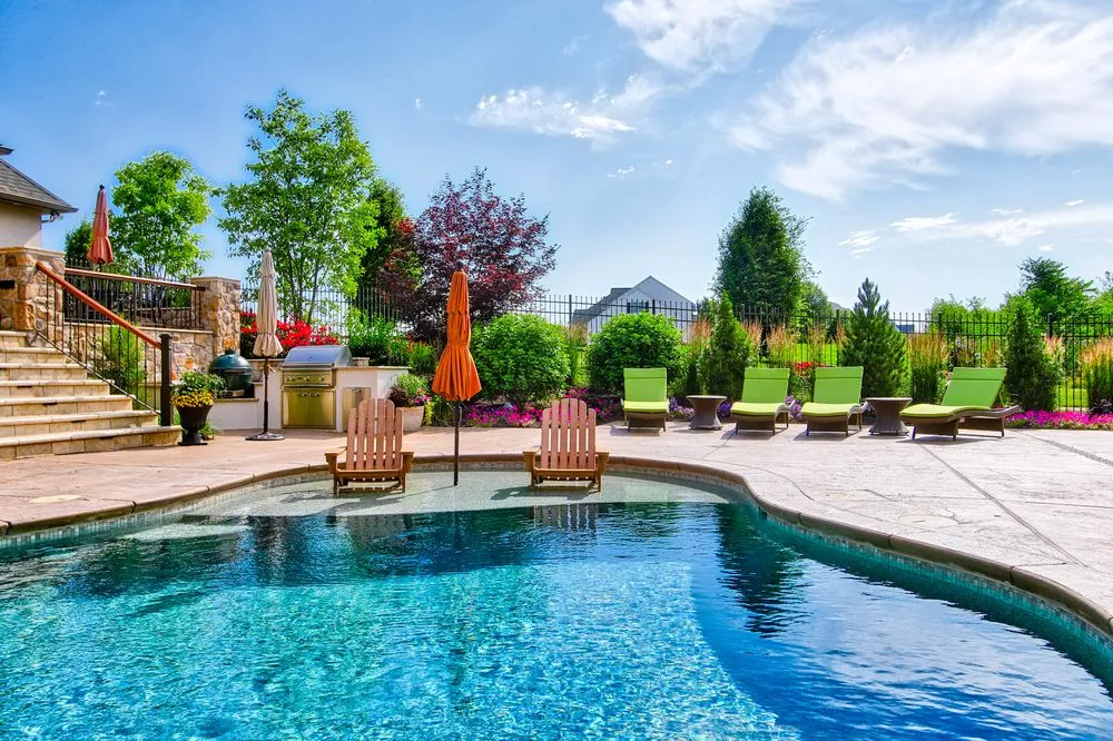 Affordable outdoor landscaping in New Holland, PA - Clean Energy Maintenance Inc.