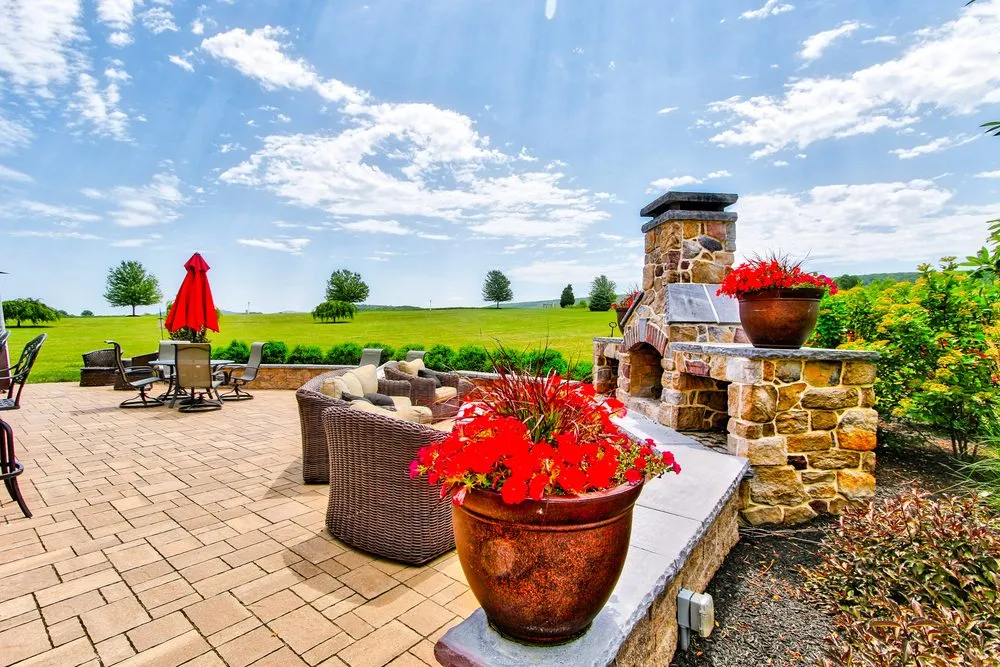 Local lawn care service for beautiful yards across New Holland, PA - Clean Energy Maintenance Inc.