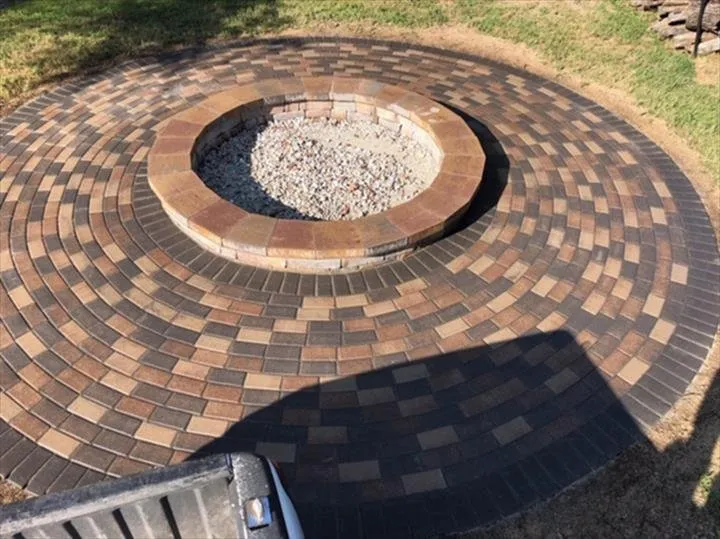 Affordable landscape design for beautiful yards across Manhattan, IL - Clean Gardens Landscaping