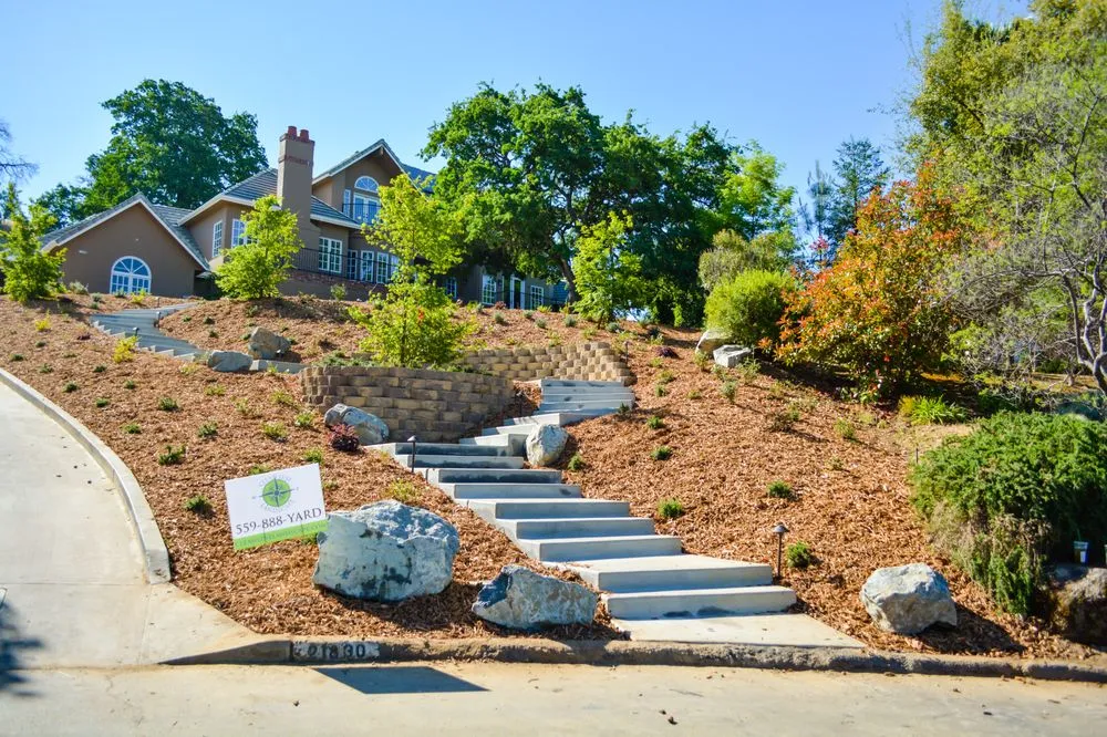 Custom yard maintenance in Clovis, CA - Clean Line Landscape