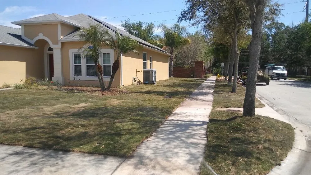 Affordable yard maintenance near you across Sanford, FL - Clean Look Landscape