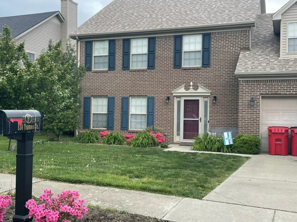 Reliable landscape design experts serving Nicholasville, KY - Clean Mowing