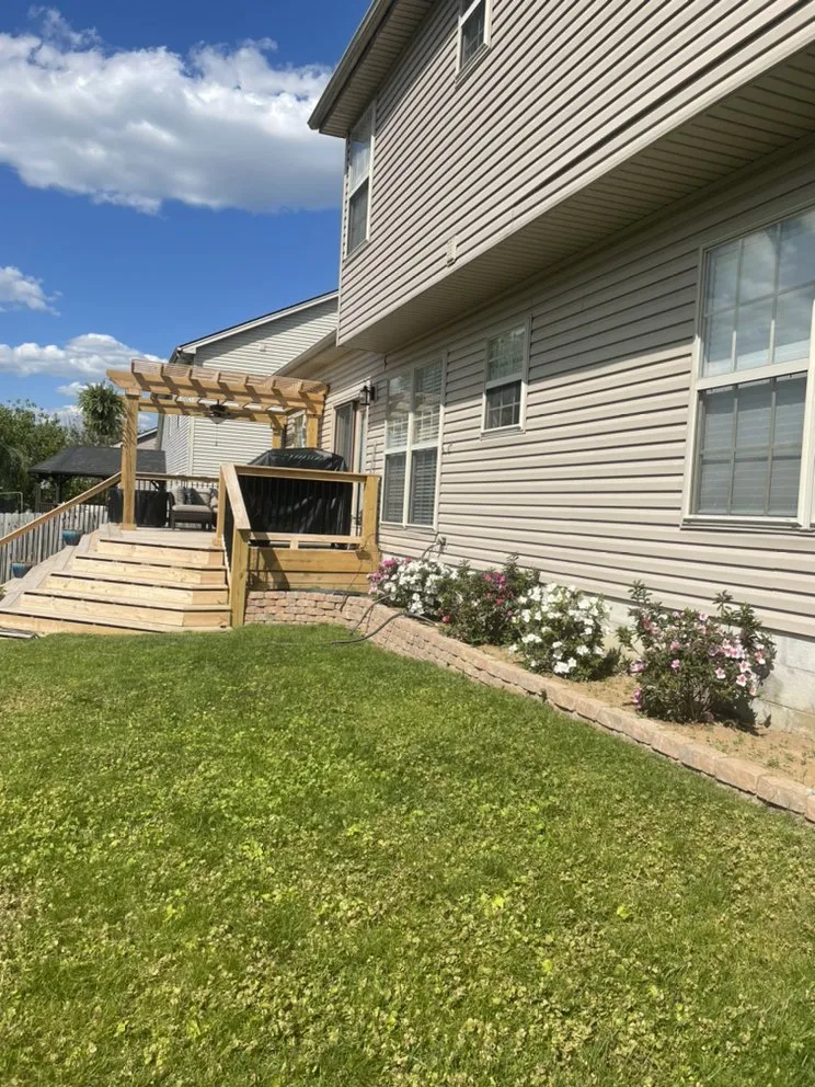 Affordable outdoor landscaping experts serving Nicholasville, KY - Clean Mowing