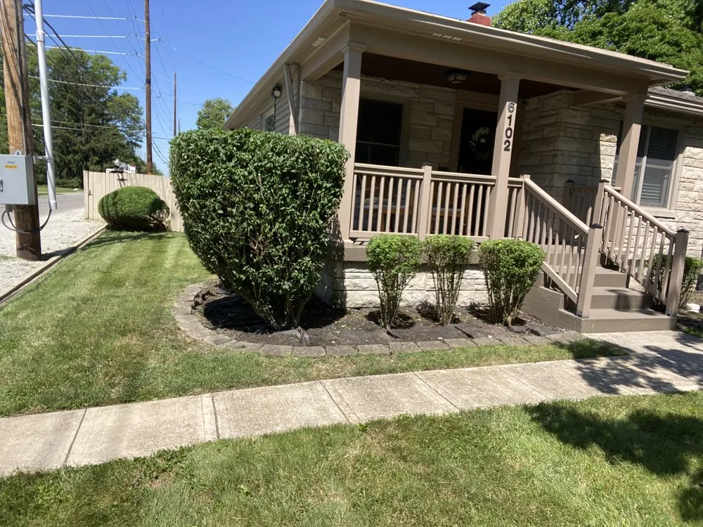 Reliable garden landscaping in Indianapolis, IN - Clean n Cut Lawn Care