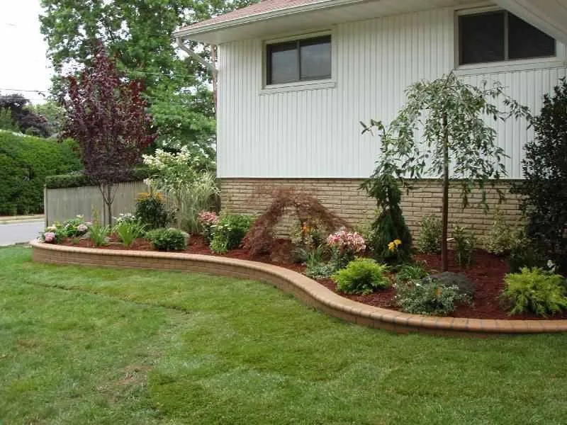 Affordable yard cleanup service for year-round maintenance in Strongsville, OH by Clean N’ Green Lawn Services