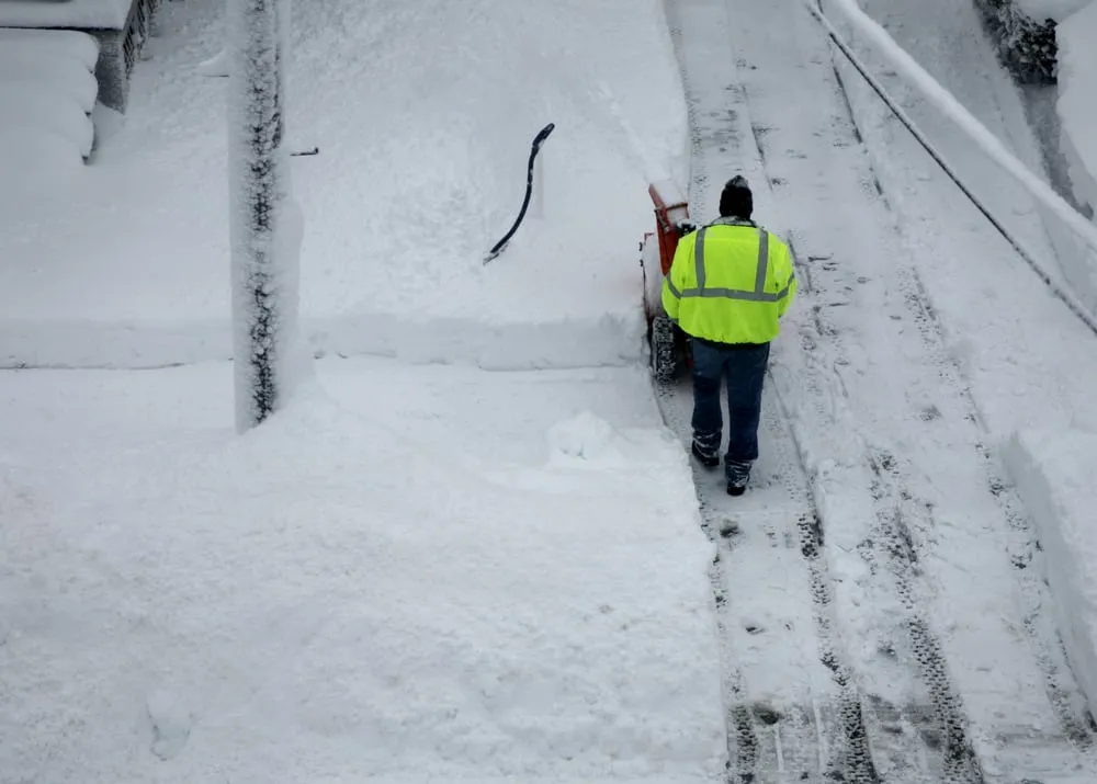 Trusted yard maintenance experts serving Strongsville, OH - Clean N’ Green Lawn Services