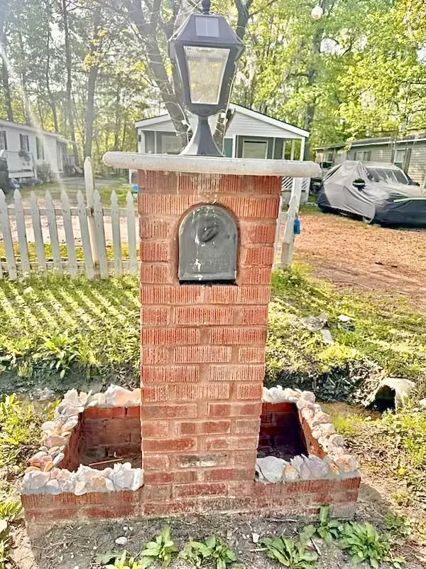 Local landscaping services in Charleston, SC by Clean N Shine