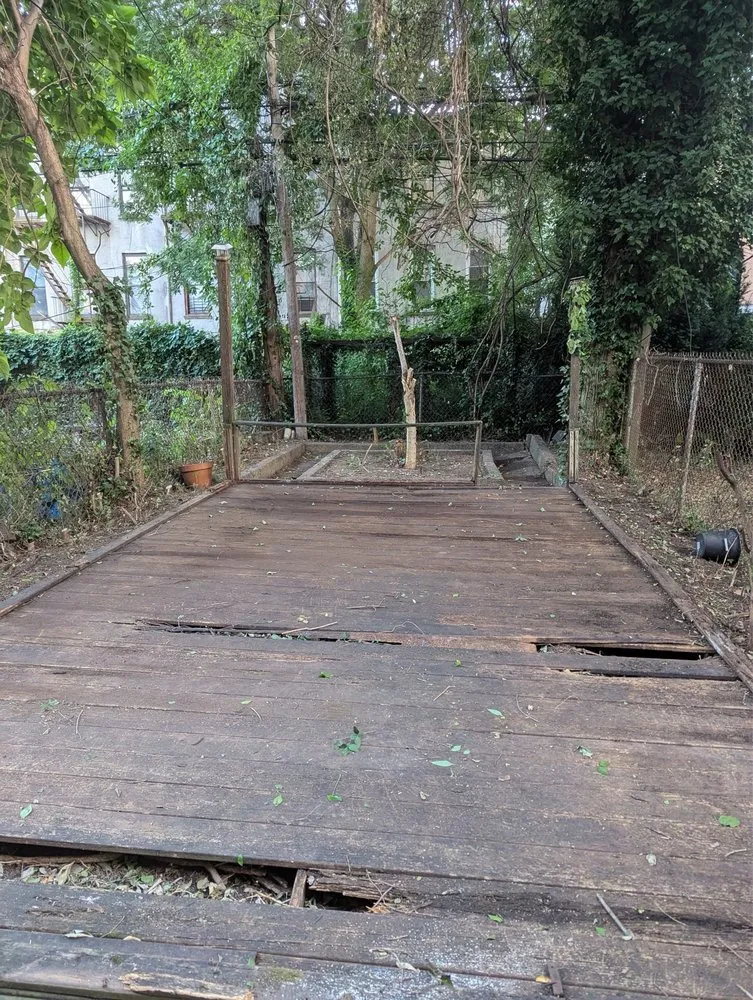 Affordable lawn care service in New York, NY by Clean Sweep By Shawn