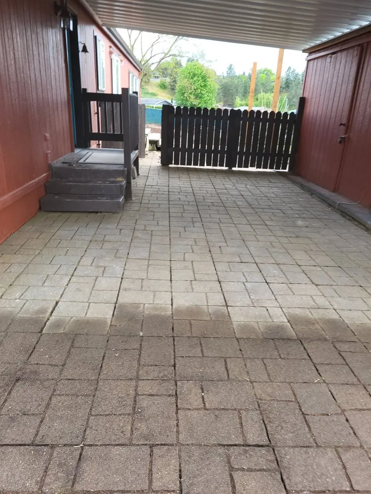 Custom yard maintenance in Oregon City, OR by Clean The Yard Yard Care