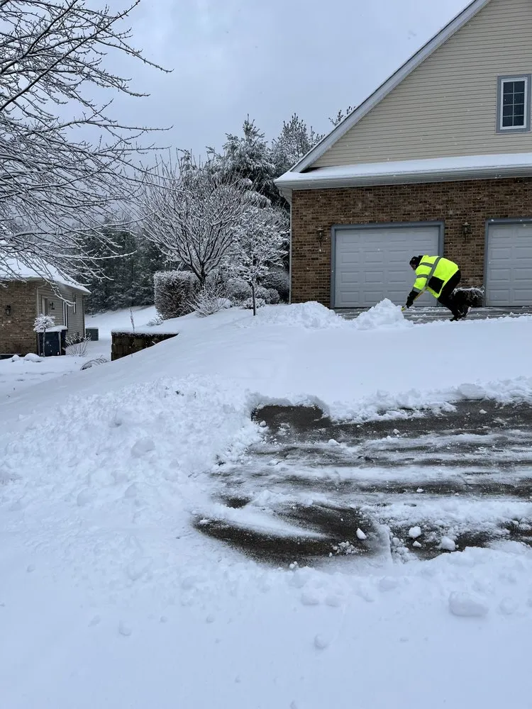 Expert landscape design experts serving Erie, PA - CleanCo