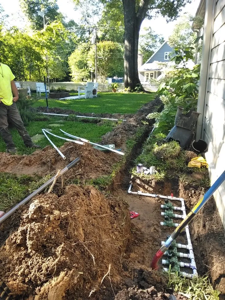 Expert yard maintenance in Jefferson, TX by Cleancut Gardening Service