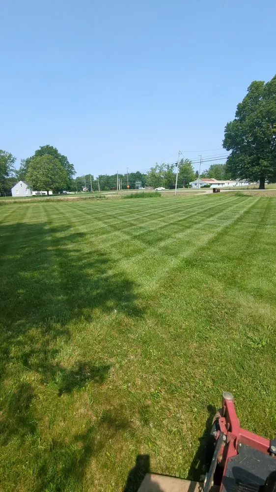 Professional lawn mowing service experts serving Medina, OH - Cleaner Grounds