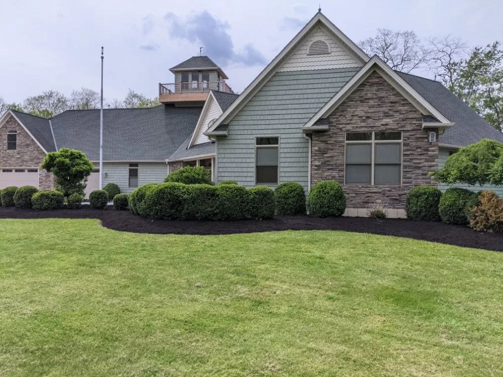 Trusted landscaping services experts serving Medina, OH - Cleaner Grounds