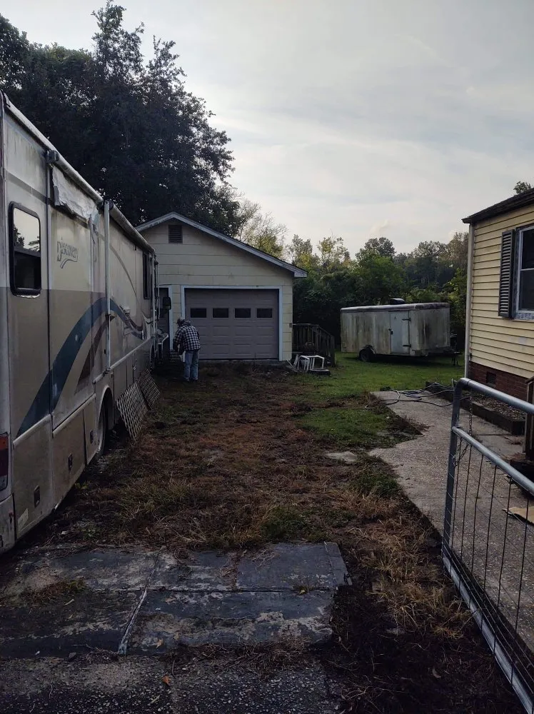 Affordable landscaping services experts serving Goose Creek, SC - Cleanify Pressure Washing & Hauling