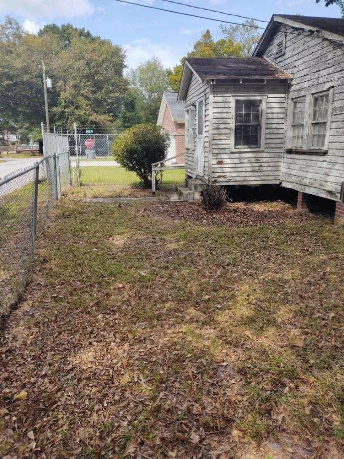 Professional lawn mowing service experts serving Goose Creek, SC - Cleanify Pressure Washing & Hauling