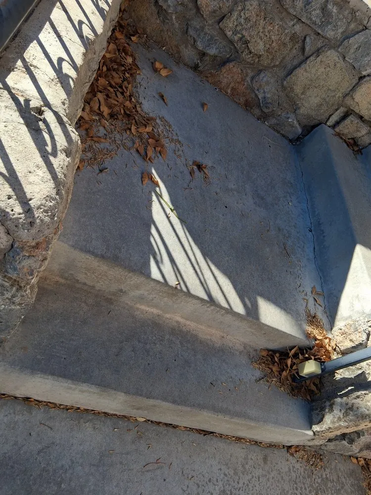 Local yard maintenance with custom design across Las Cruces, NM - CleaninBoyz